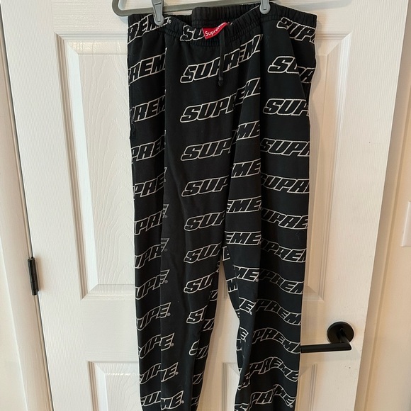 Supreme Black and White all over Logo Pants size Large ss18 - Picture 1 of 10